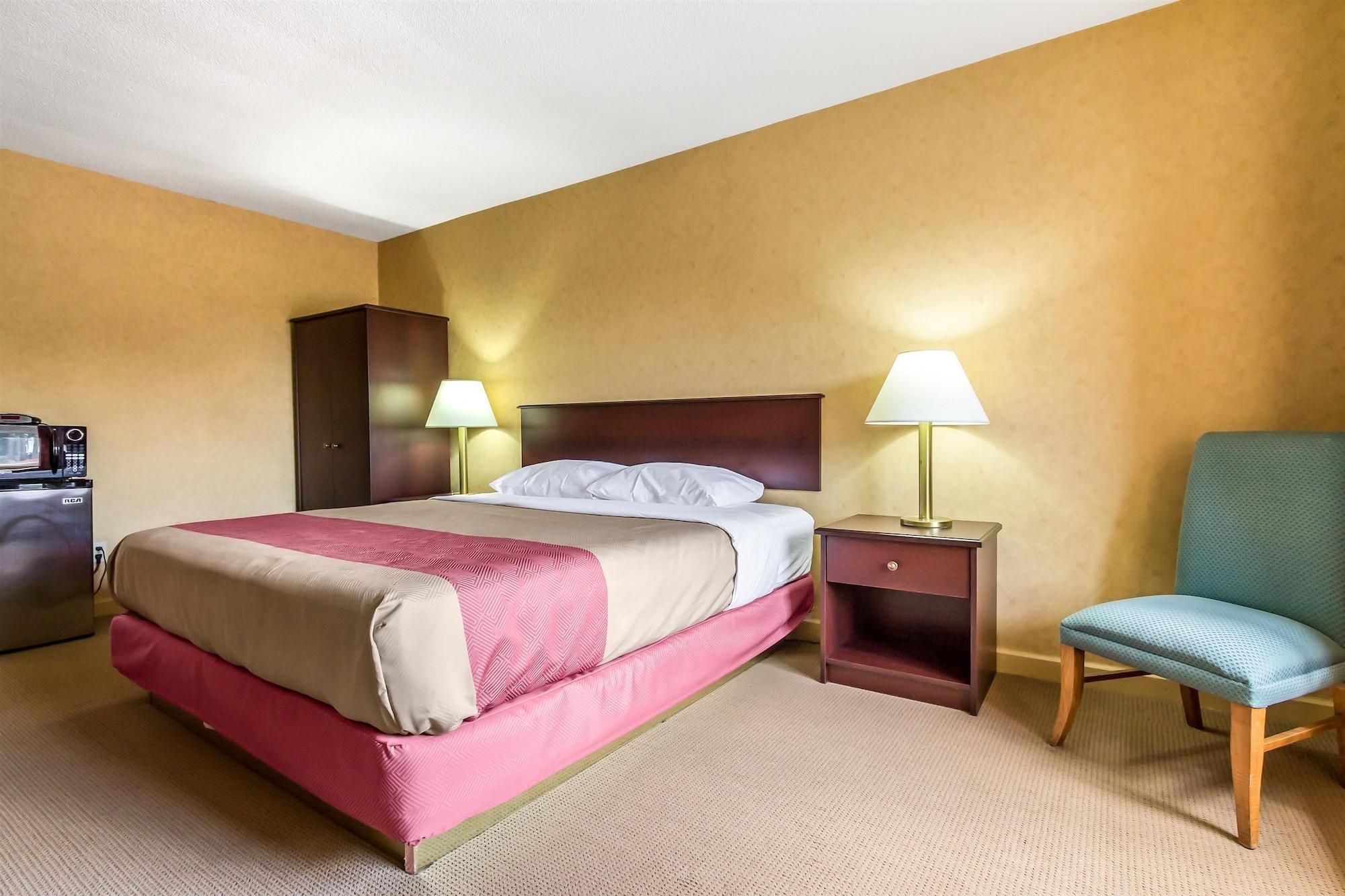 Motel 6-Trenton, On Экстерьер фото