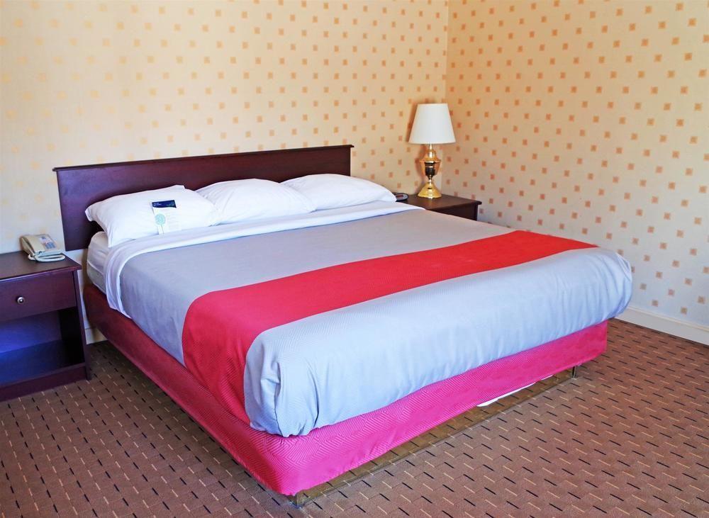 Motel 6-Trenton, On Экстерьер фото
