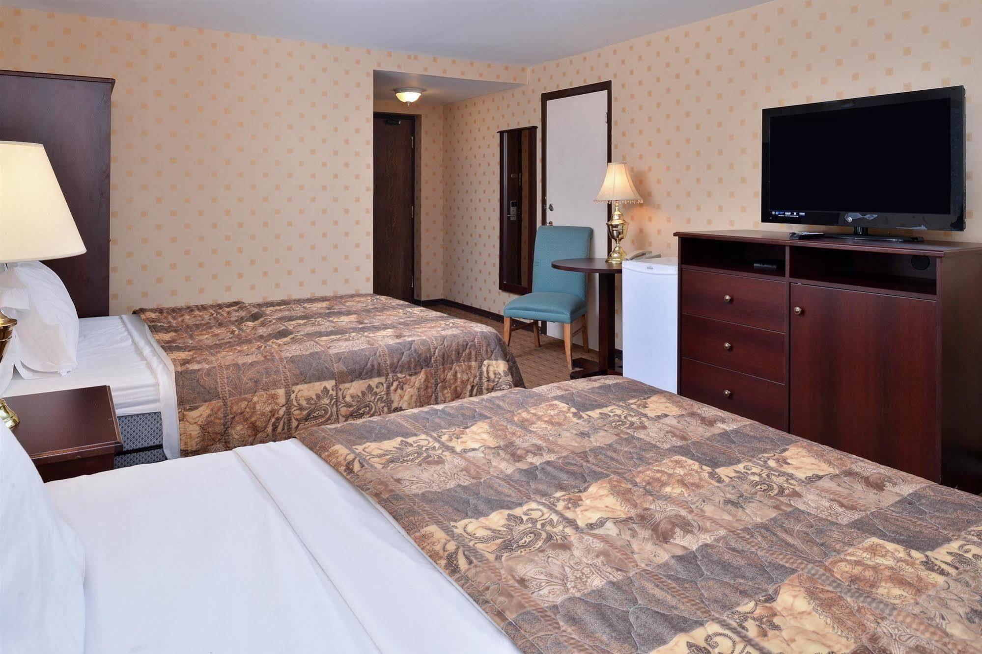 Motel 6-Trenton, On Экстерьер фото