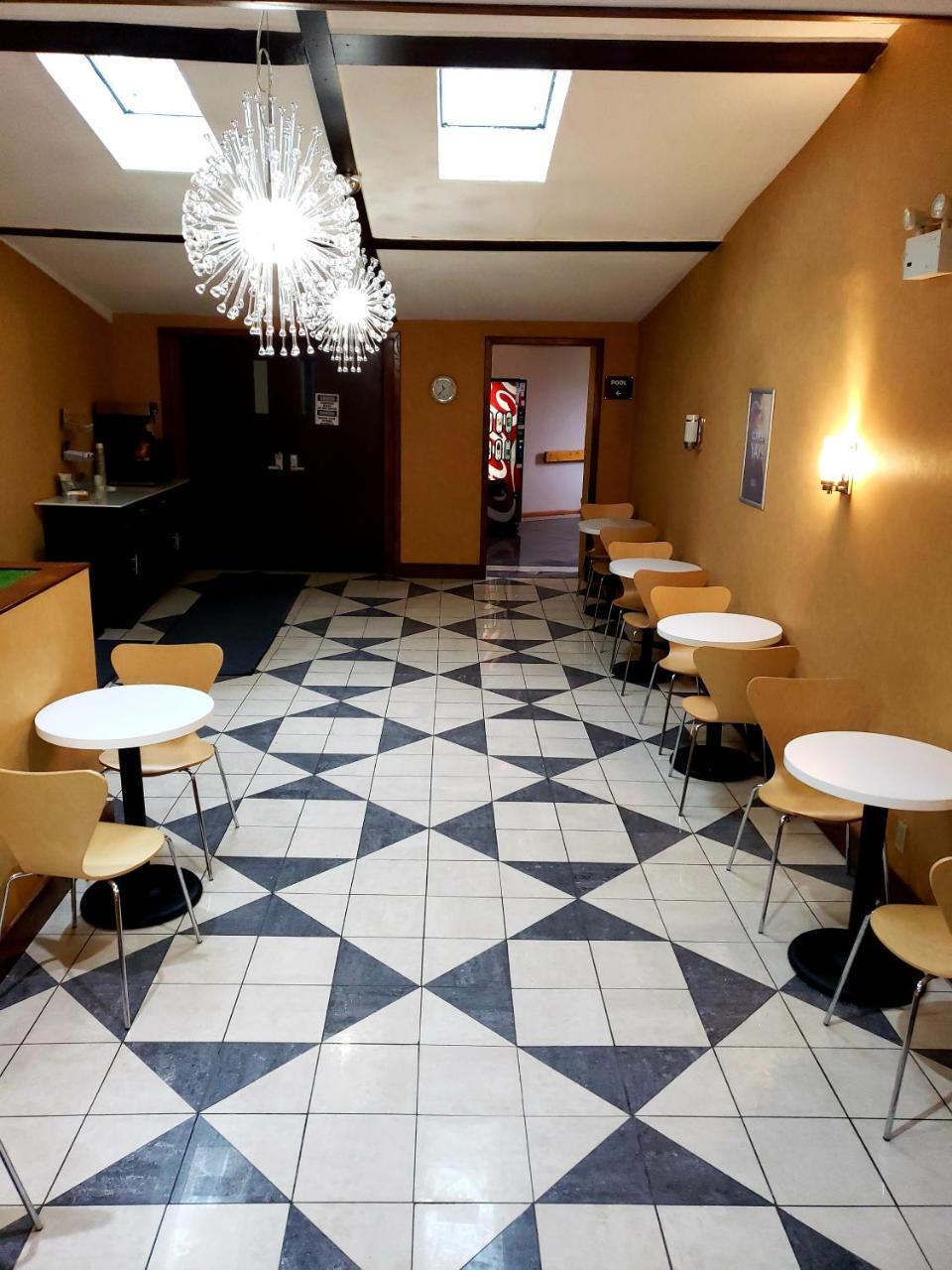 Motel 6-Trenton, On Экстерьер фото
