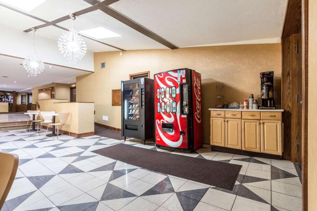 Motel 6-Trenton, On Экстерьер фото