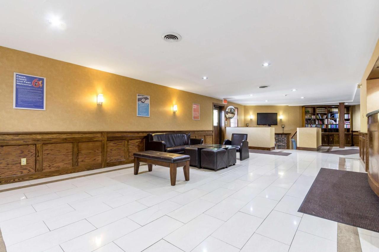 Motel 6-Trenton, On Экстерьер фото
